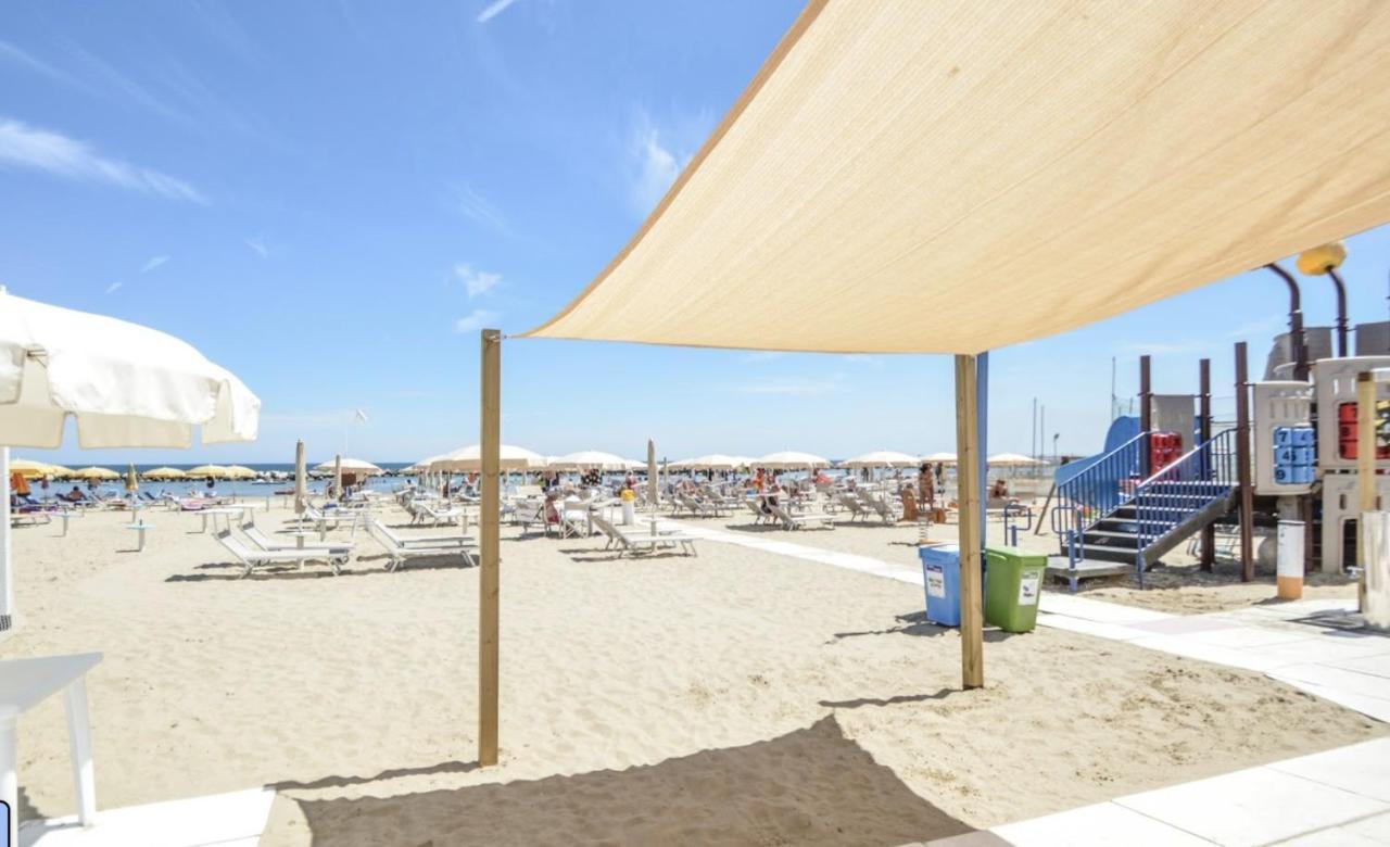 Chez Barnie Favoloso Appartamento Privato In Villa A 800Mt Ingresso Fiera Rimini Kültér fotó