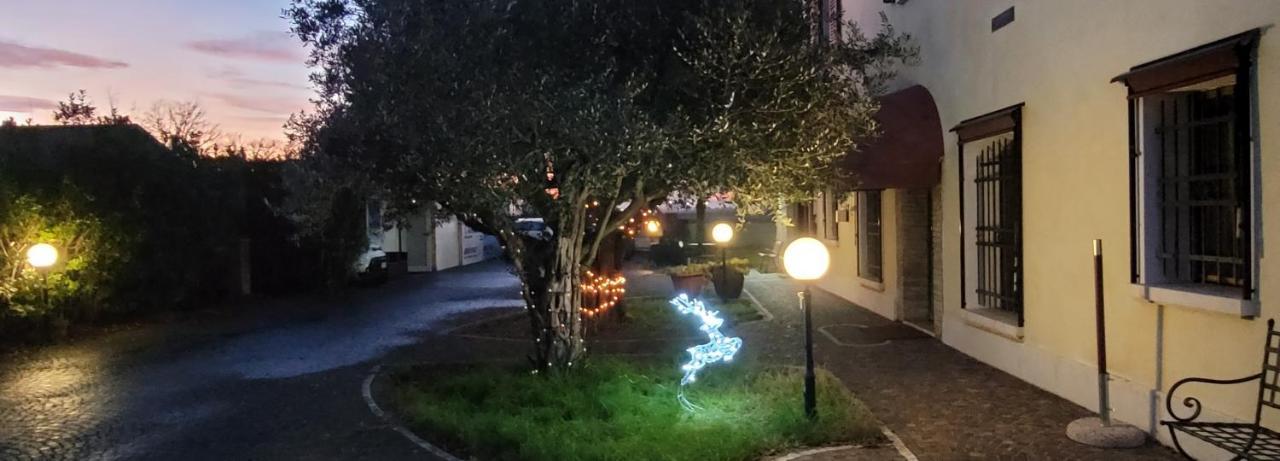 Chez Barnie Favoloso Appartamento Privato In Villa A 800Mt Ingresso Fiera Rimini Kültér fotó